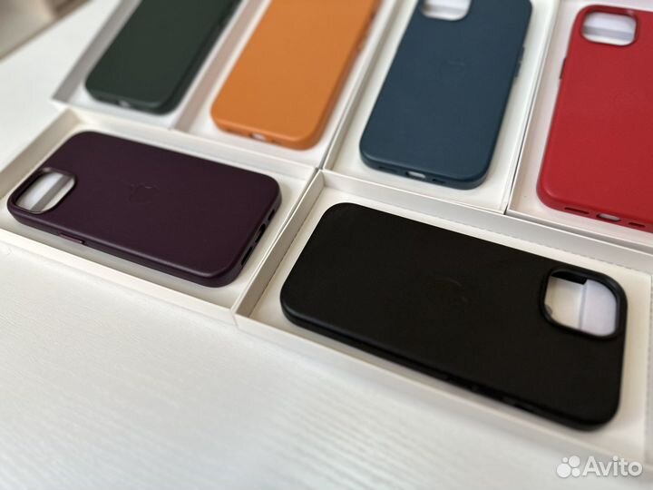 Чехлы на iPhone 13 MagSafe