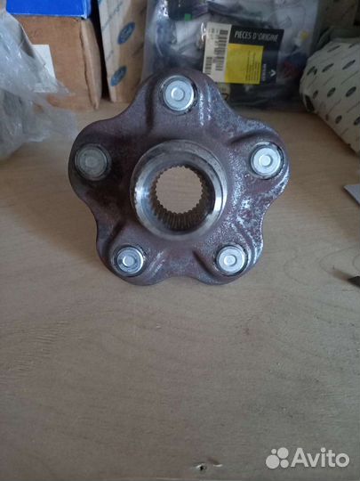 Ступица задняя nissan x-trail t30, primera, 350z