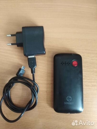 Мобильные телефон Senseit l101