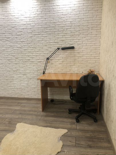 3-к. квартира, 60 м², 1/7 эт.