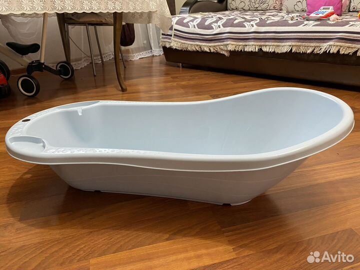 Ванночка для купания с горкой