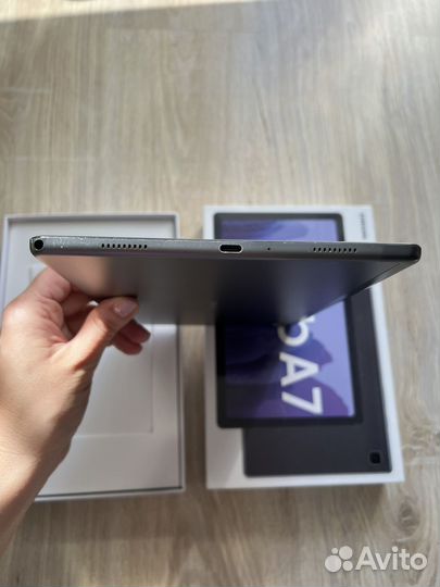 Планшет Samsung Galaxy Tab A7 10.4 Wi-Fi SM-T500