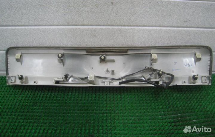 Накладка крышки багажника Toyota RAV4 A30 2011