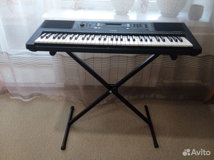 Синтезатор Yamaha PSR-E363 + Стойка