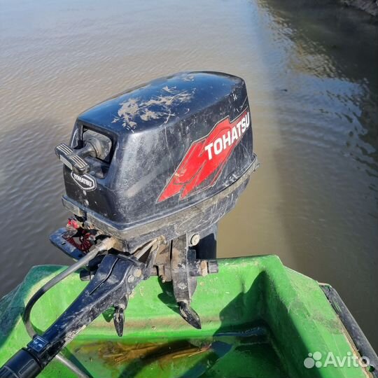 Продам лодочный мотор Tohatsu 18