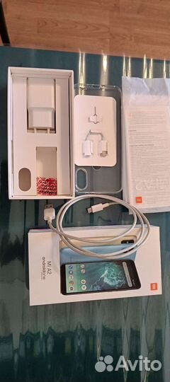 Смартфон xiaomi Mi A2