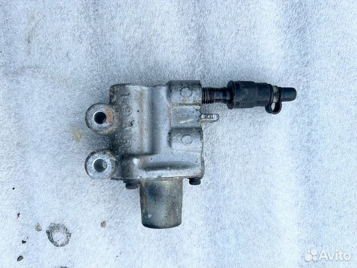 Honda VFR 800 2000 тормозной распределитель