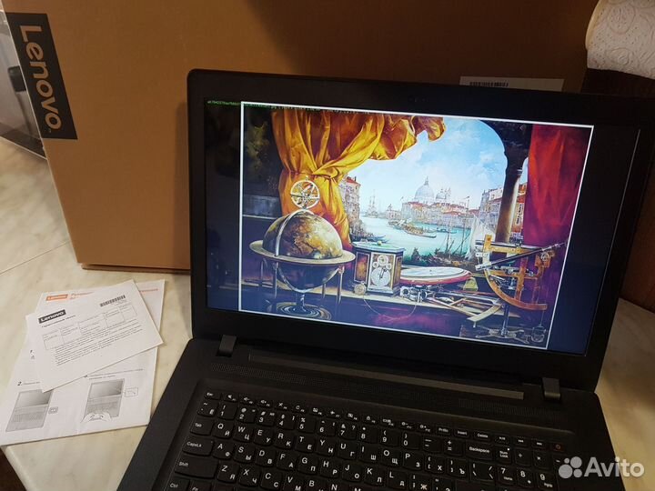 Тонкий Ноутбук Lenovo (шикарный большой экран)