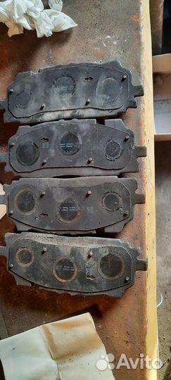 Тормозные колодки передние на volkswagen touareg