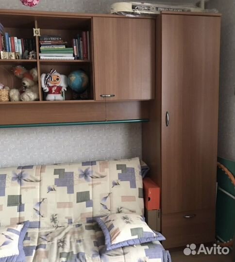 Детская стенка со столом