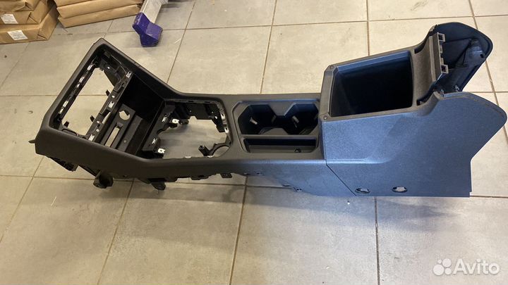 Центральная консоль tiguan 2