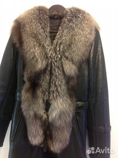 Дубленка с воротником из чернобурой лисы