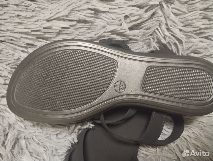 Босоножки женские 36 размер новые