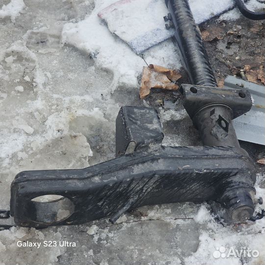 Передняя балка луаз