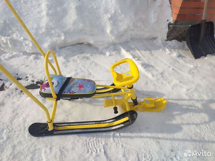 Детский снегокат