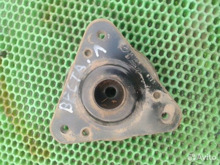 Опора амортизатора передняя левая LADA Vesta 21179