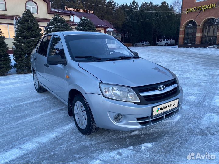 LADA Granta 1.6 МТ, 2013, 137 200 км
