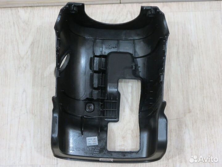 Кожух рулевой колонки Hyundai Solaris