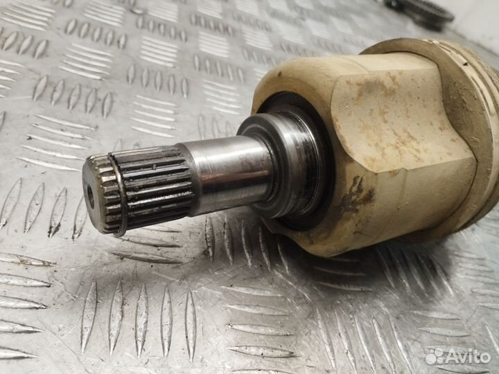 Привод левый Chery Tiggo t11 FL 1.8 2wd