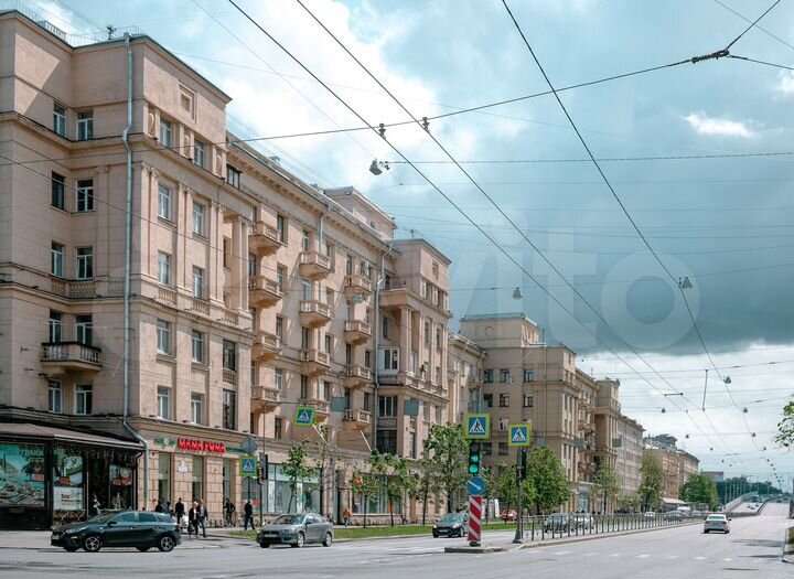 Комната 22,3 м² в > 9-к., 6/6 эт.