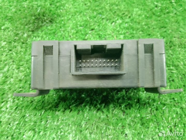 Блок сигнализации Audi A4 A6 423