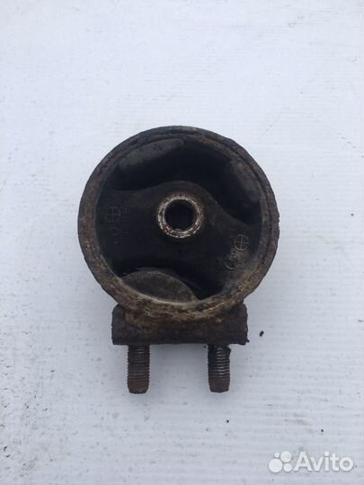 Опора двигателя передняя Kia Spectra