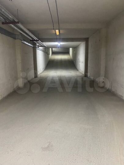 Машиноместо, 20 м²