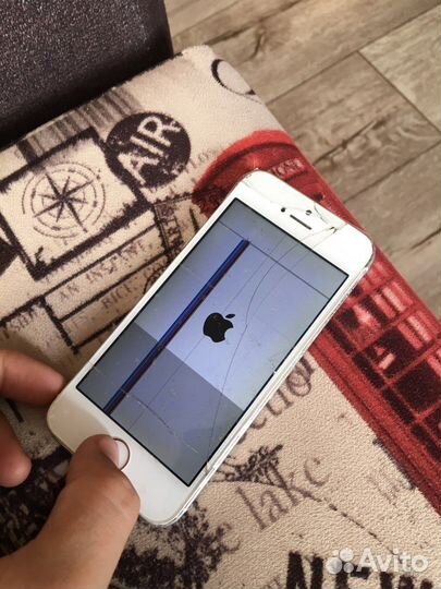 Продам iPhone 5с