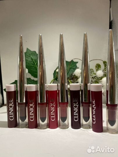Помада Clinique pop lip shadow cushion matte lip