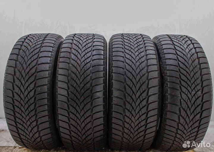 Goodyear UltraGrip Ice 2 245/50 R18 104T