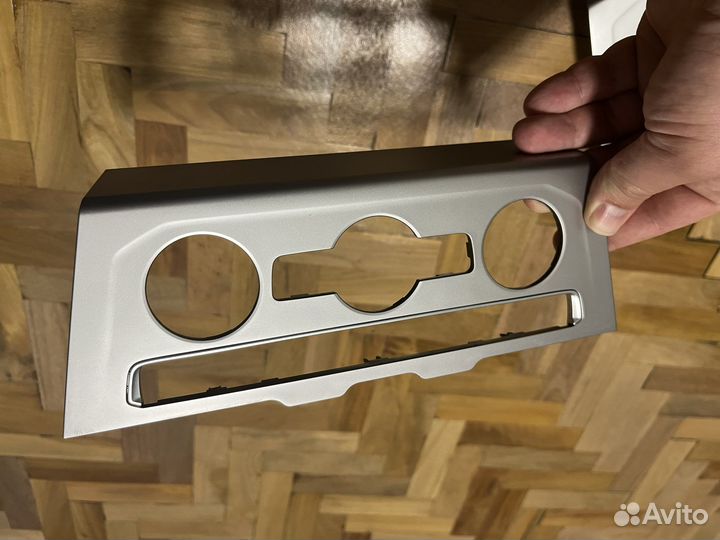 Отделка, пластик салона, центральная консоль