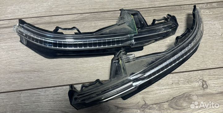 Укатель повортника audi q7