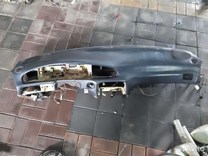 Панель торпеда Hyundai Sonata 3