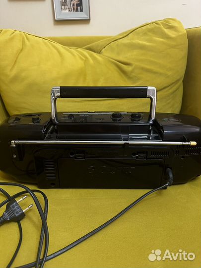 Магнитофон кассетный Sony