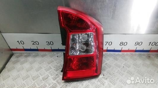 Фонарь задний правый KIA carens 3 (CEA23MY01)