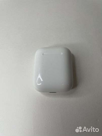 Беспроводные наушники apple airpods