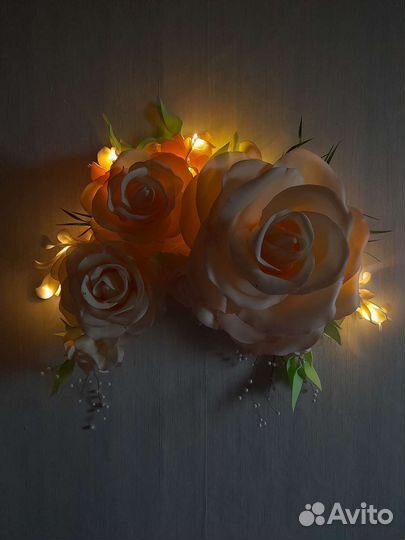 Цветочная настенная композиция с подсветкой