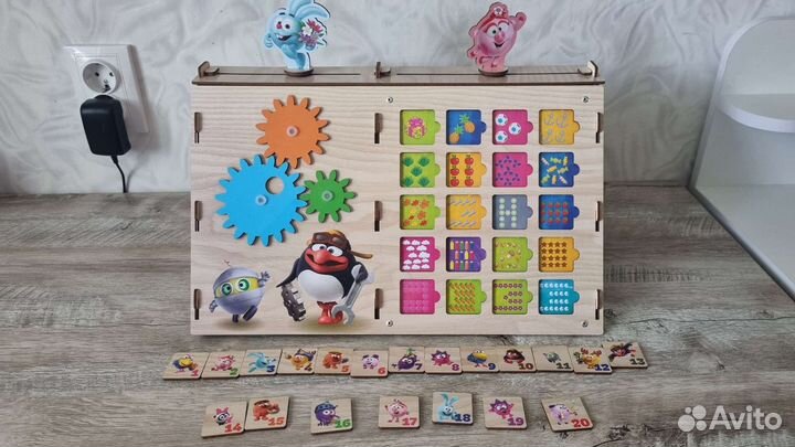 Развивающий бизиборд Тимбер