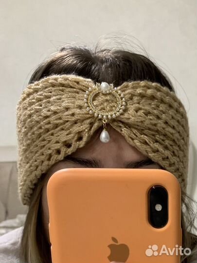 Повязка на голову вязаная