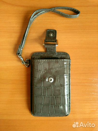 Новый чехол для мобильного телефона