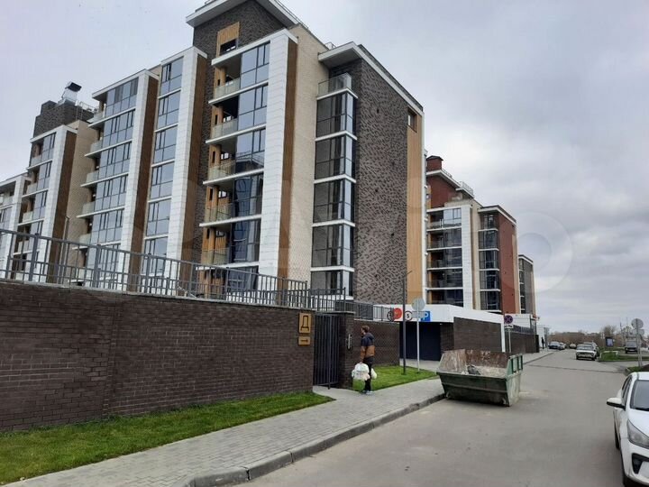 Машиноместо, 14 м²