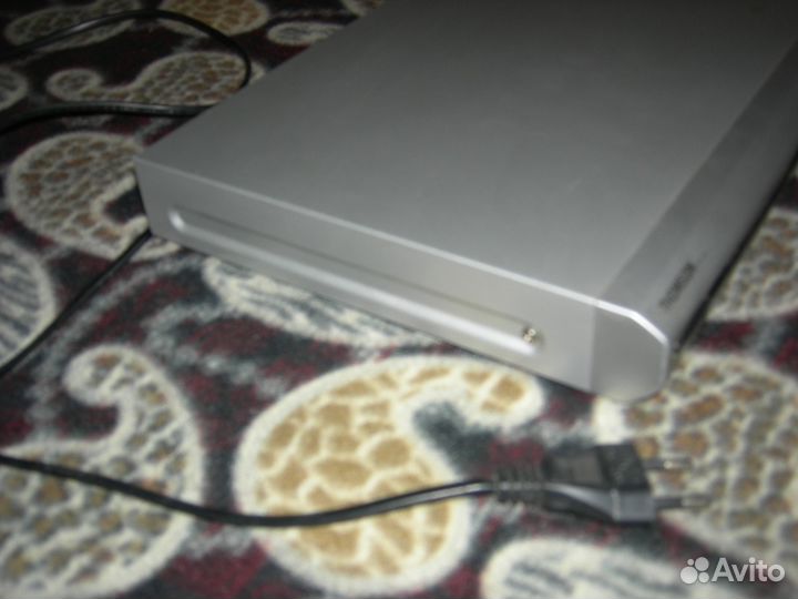 Плеер томсон thomson DVD CD player DTH109E