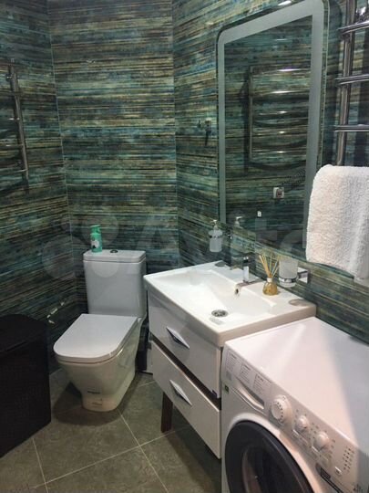 Апартаменты-студия, 42 м², 2/10 эт.