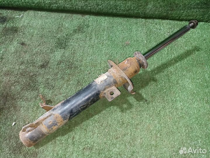 Амортизатор передний правый Ford Fusion I рестайли