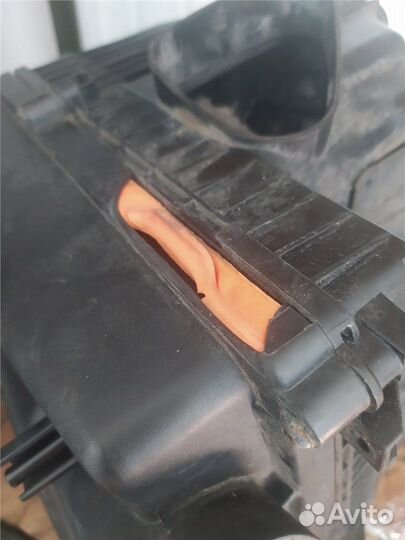 Корпус воздушного фильтра Volvo V60, 2012