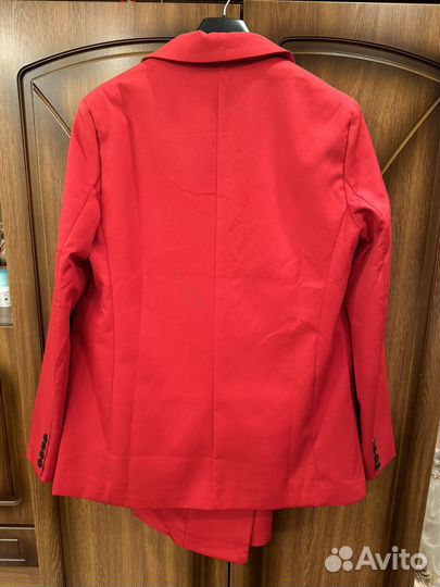 Брючный костюм женский 46