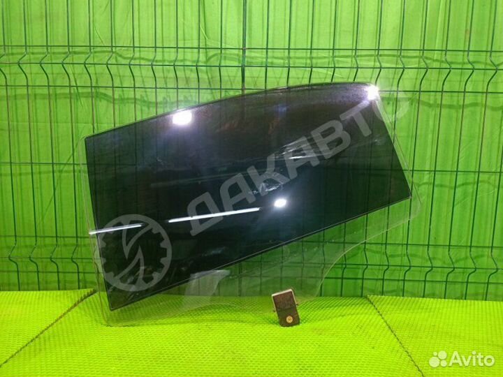 Стекло двери заднее левое Mercedes-Benz S W221