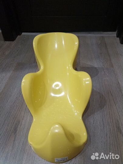 Ванночка для купания с горкой