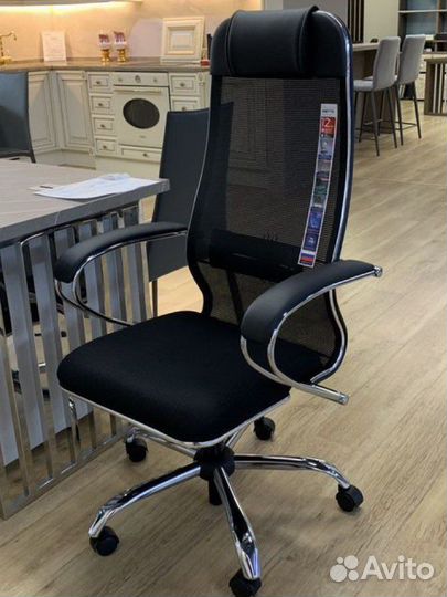 Компьютерное кресло Metta новое