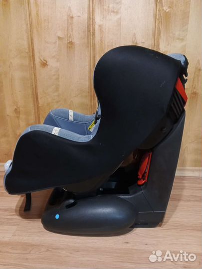 Автокресло Bebe Comfort Iseos (9-18кг)